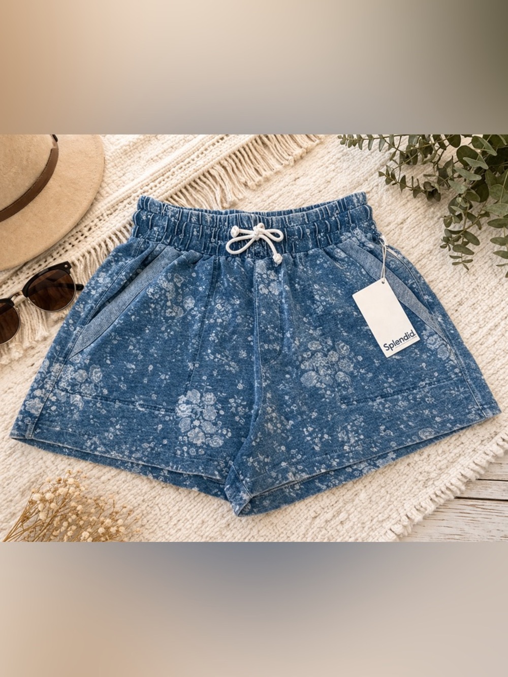 NWT Splendid dear iane Blueberry Floral Shorts S